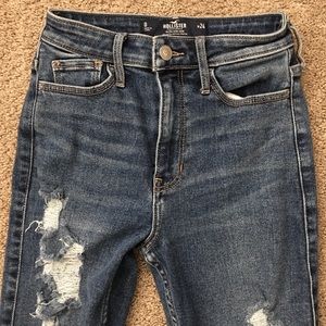 Ultra high rise Hollister straight leg ankle jeans